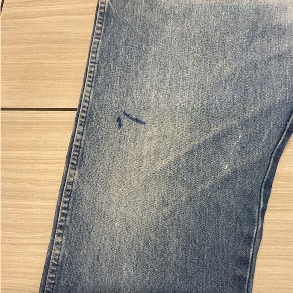 Vintage 90s Wrangler Faded Blue Relaxed Fit Cowboy Jeans - Picture 6 of 8